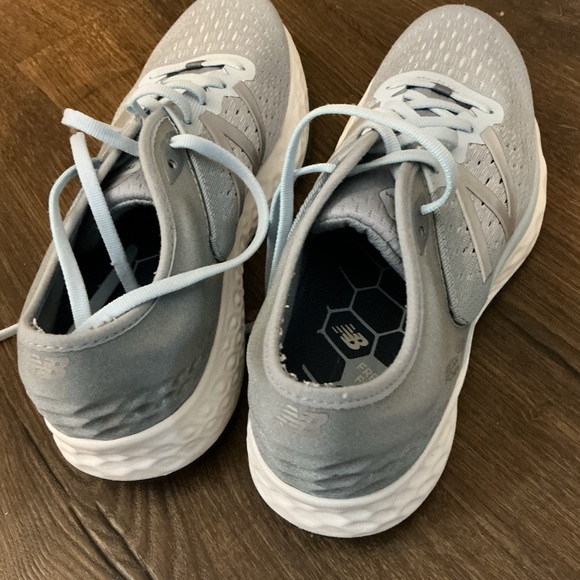 New Balance Fresh Foam 1080 v9 Running Shoes | Women’s 9.5 | Light Blue - Picture 7 of 14